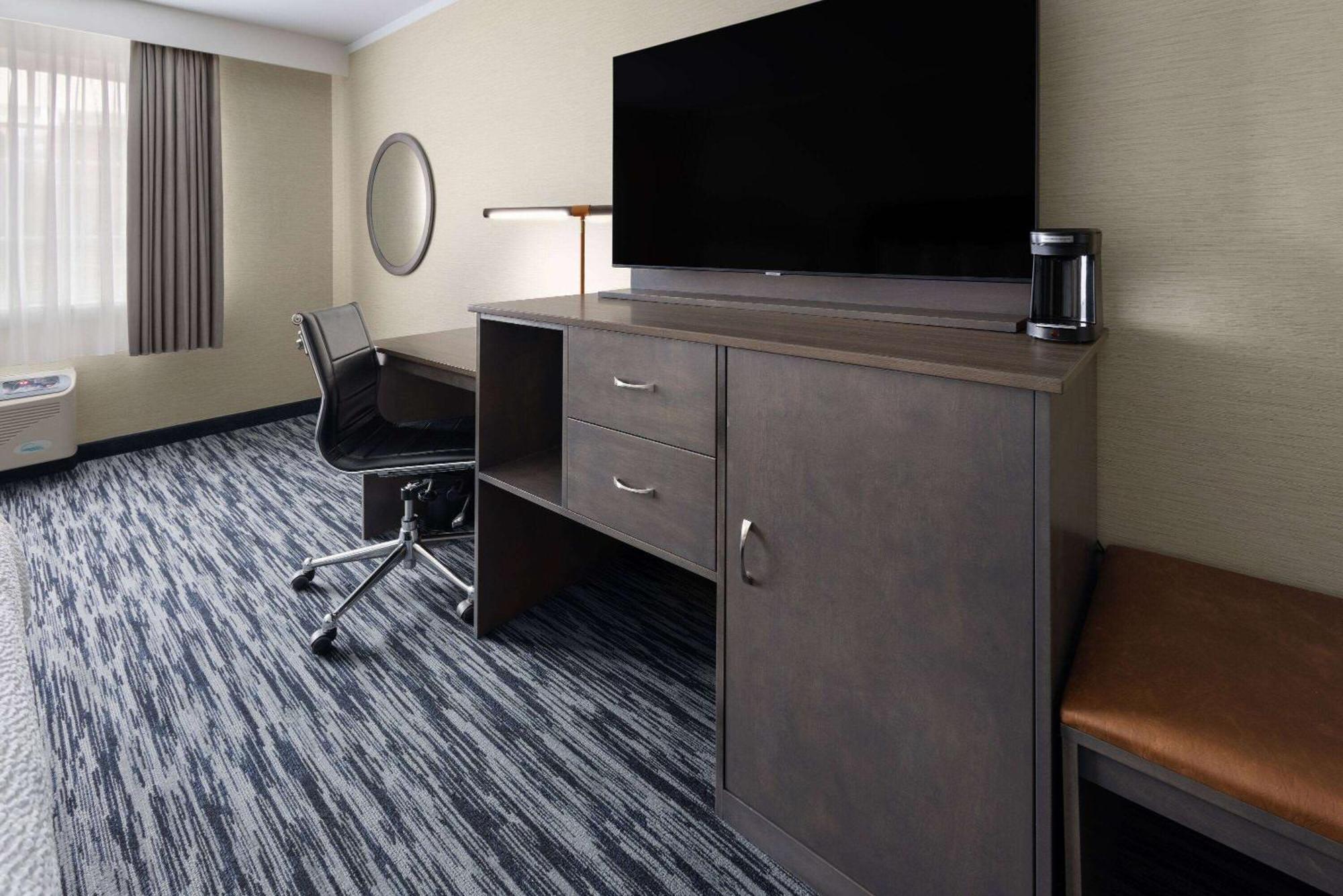 Penn Harris Hotel Harrisburg, Trademark By Wyndham Luaran gambar