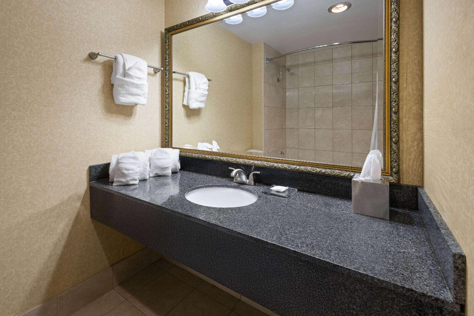 Penn Harris Hotel Harrisburg, Trademark By Wyndham Luaran gambar